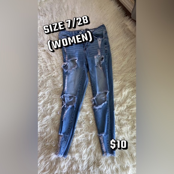 Prizes on pictures - Picture 2 of 9